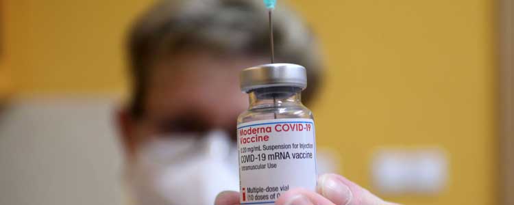 Saudi arabia authorizes the use of moderna vaccine. 